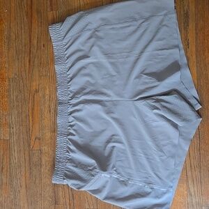 *NWT* VRST Men's 5" inseam Gray Athletic Shorts -  Size XXL